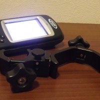 Spectra Mobile Mapper 10 su laikikliu